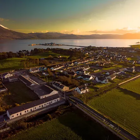 No 3 Lockes Modern Coastal In Kerry شقة